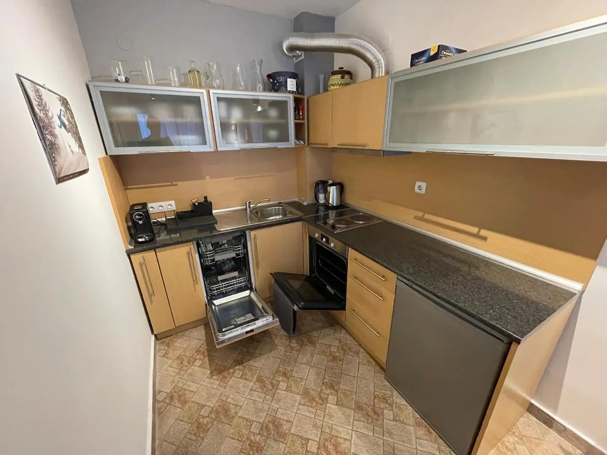 בנסקו Lovely 2-Bedroom Serviced Apartment With Spa