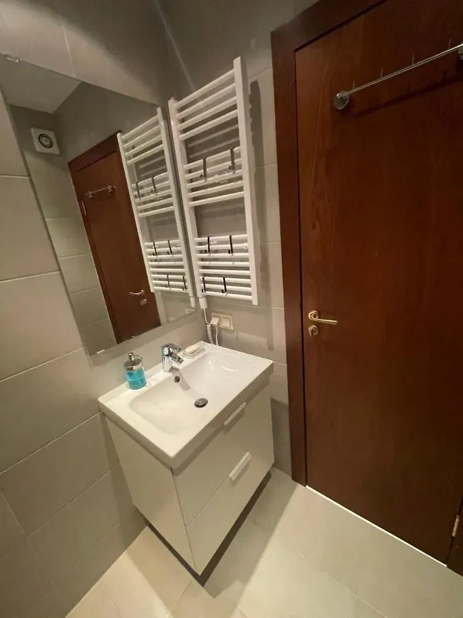 בנסקו Lovely 2-Bedroom Serviced Apartment With Spa